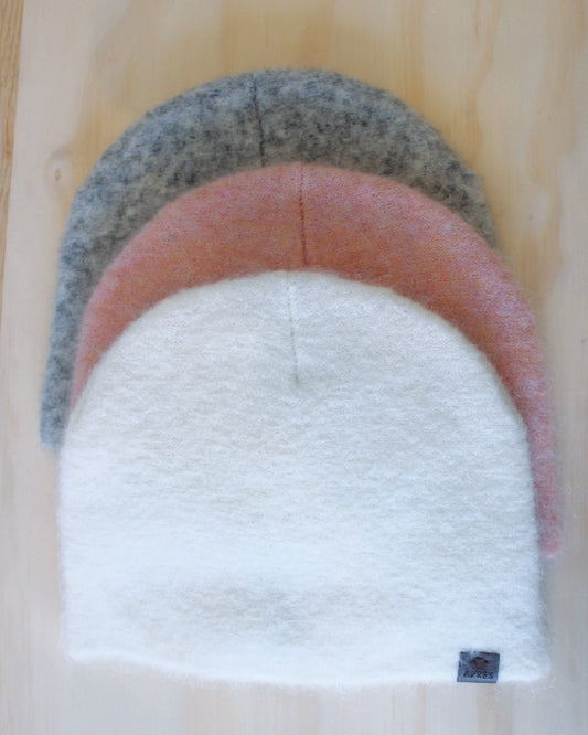 MOHAIR FLUFFY BEANIE - CLOUD